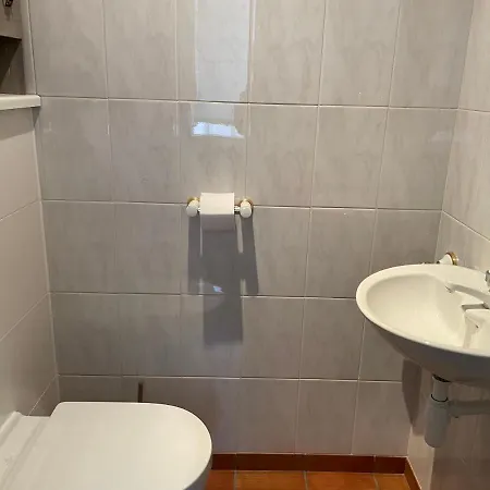 Monroe Nocleg ze śniadaniem Averbode